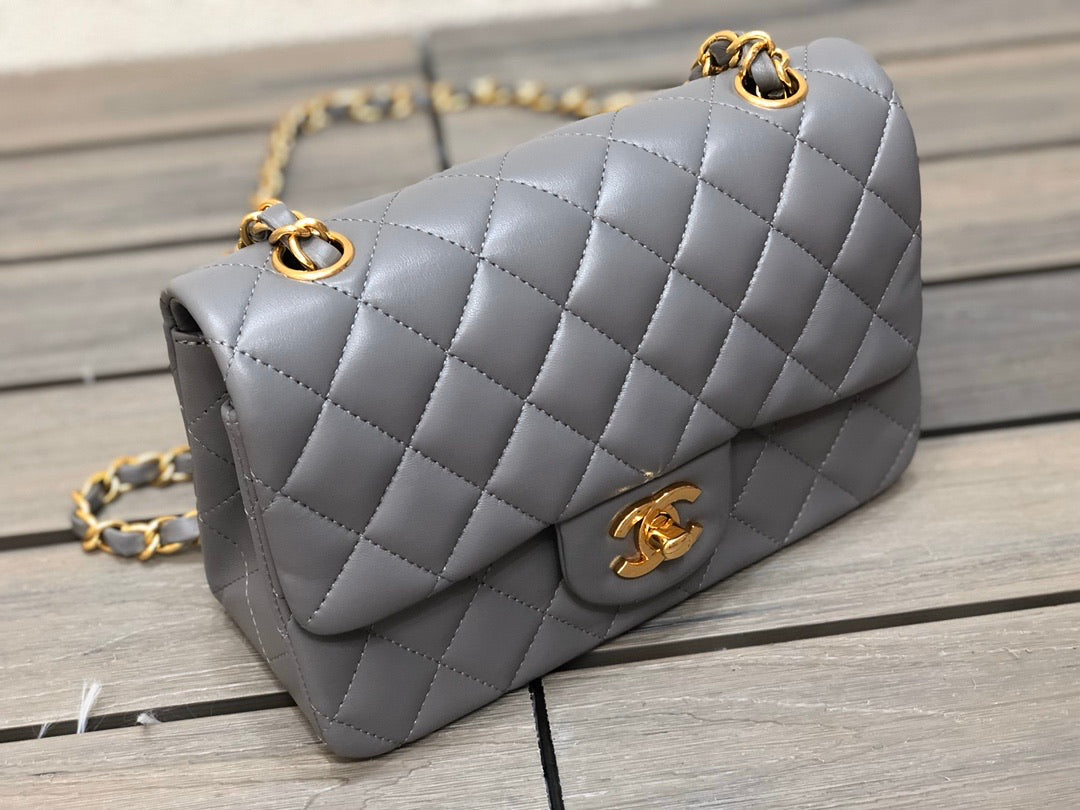 Chanel gray 20cm DailyLuxe