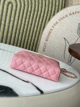 Load image into Gallery viewer, C h a n e l pink 17*19.5*5 cm.