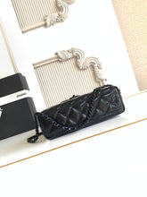Load image into Gallery viewer, C h a n e l black/black 13x20x7 cm.