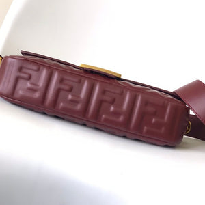 F e n d i burgundy 26cm