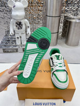 Load image into Gallery viewer, L v sneakers 23 green