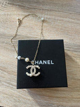 Load image into Gallery viewer, C h a n e l necklace