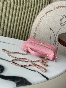 C h a n e l pink 17*19.5*5 cm.