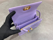 Load image into Gallery viewer, D I o r purple