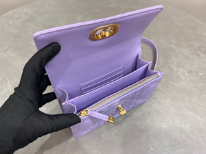 D I o r purple