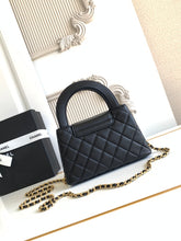 Load image into Gallery viewer, C h a n e l black/gold13x20x7 cm.