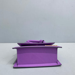 J a c q u e m u s purple 18x15.5x8 cm.