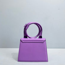 Load image into Gallery viewer, J a c q u e m u s purple 18x15.5x8 cm.