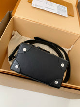 Load image into Gallery viewer, LvTrunk Wearable Wallet