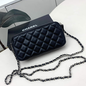 C h a n e L 20x10 cm.