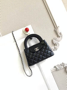 C h a n e l black/silver 13x20x7 cm.