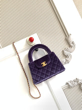 Load image into Gallery viewer, C h a n e l purple 13x20x7 cm.