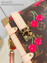 Load image into Gallery viewer, L v cherry 23x16x6 cm.