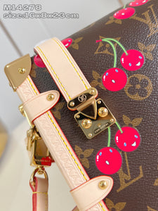L v cherry 23x16x6 cm.