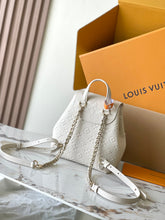 Load image into Gallery viewer, Lv backpack cm.
