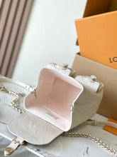 Load image into Gallery viewer, Lv backpack cm.