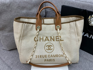 C h a n e l tote 38cm bag