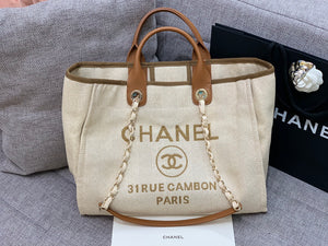 C h a n e l tote 38cm bag