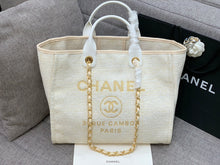 Load image into Gallery viewer, C h a n e l tote 38cm bag