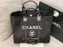 Load image into Gallery viewer, C h a n e l tote 38cm