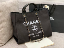 Load image into Gallery viewer, C h a n e l tote 38cm