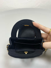 Load image into Gallery viewer, C h a n e l 12×4.5×8cm
