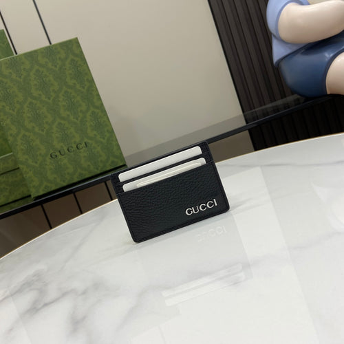 G u c c i card wallet