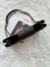 Load image into Gallery viewer, C h a n e l 23×3×11.5cm