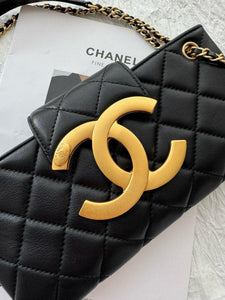 C h a n e l 23×3×11.5cm