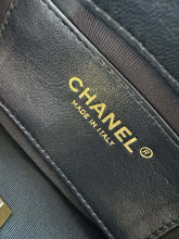 Load image into Gallery viewer, C h a n e l 23×3×11.5cm