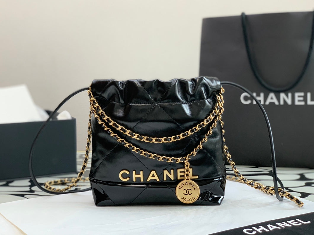 C h a n e l 22