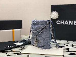 C h a n e l 22