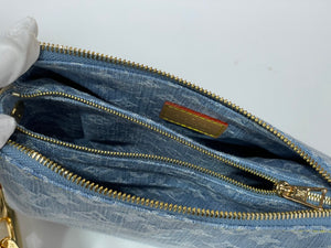 L v denim 21*16*7 cm.