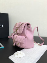 Load image into Gallery viewer, C h a n e l backpack 20*21*11 cm / 17*17*9 cm.