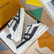 Load image into Gallery viewer, L V sneakers