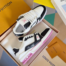 Load image into Gallery viewer, L v Sneakers