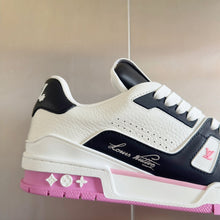 Load image into Gallery viewer, L v Sneakers