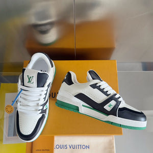 L v Sneakers