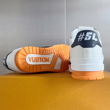 Load image into Gallery viewer, L v Sneakers