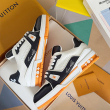 Load image into Gallery viewer, L v Sneakers