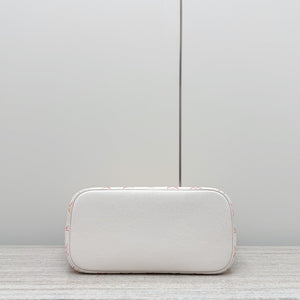L v 31x28x14 cm.
