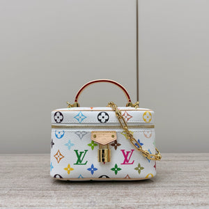 L v 19x13x11 cm.