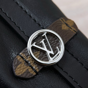 L v 26x10x17cm.