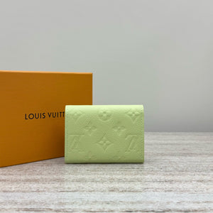L v wallet 8x2.5x11cm