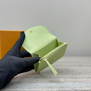 L v wallet 8x2.5x11cm