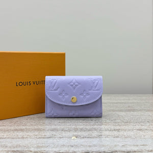 L v wallet 8x2.5x11cm