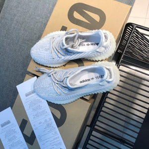 Y E E Z Y - 350 - B 0 0 S T (The GlowUp)
