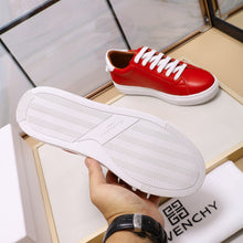 Load image into Gallery viewer, G I V E N C H Y - Sneaker (Red)