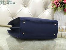 Load image into Gallery viewer, G Zumi smooth leather medium top handle bag