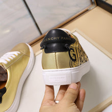 Load image into Gallery viewer, G I V E N C H Y - Sneaker (Gold)